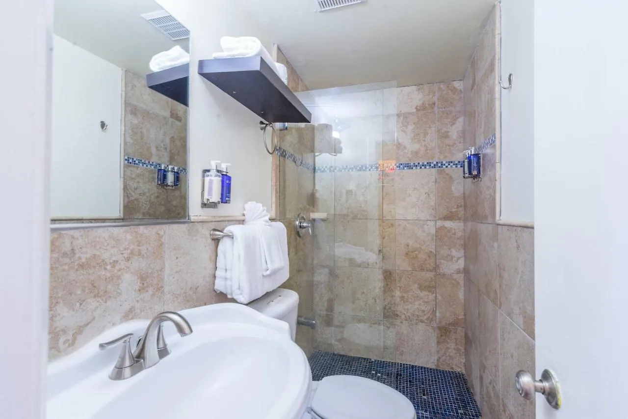 Pegasus International Hotel Cayo Hueso